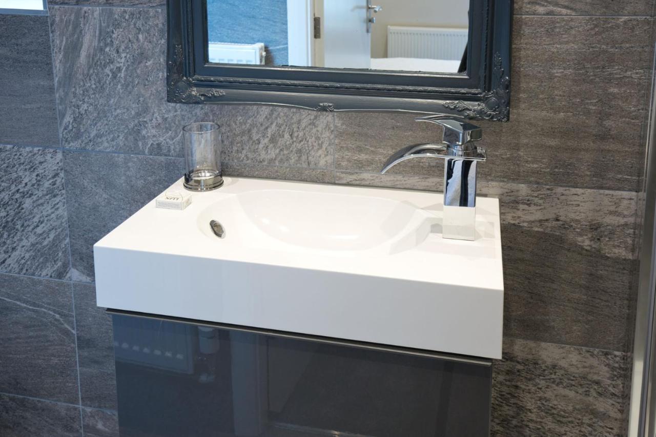 Blackbird Luxury Apartments Room 1 Blackpool Bagian luar foto